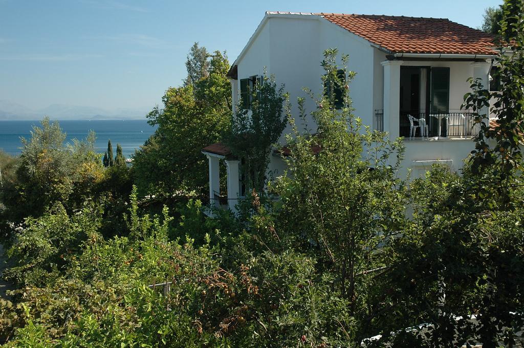 Studios Andreas Mpoukaris Exterior foto